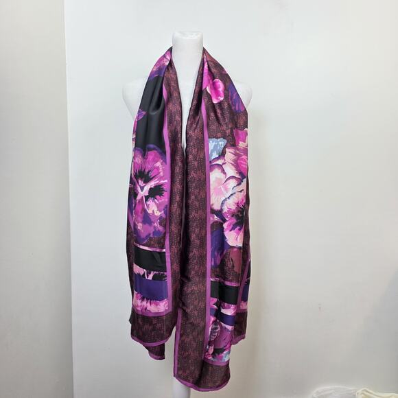 White House Black Market Purple Floral Satin Viola Oblong Boho Feminine Scarf - Picture 2 of 4